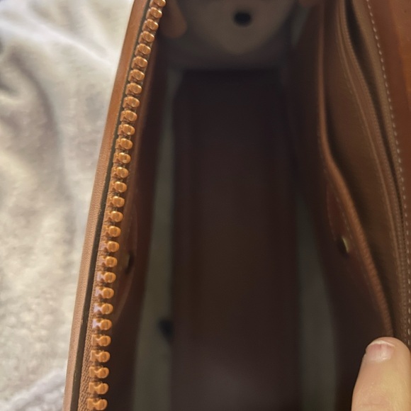 Dooney & Bourke Vintage Cream and Brown Crossbody Bag - Picture 5 of 14